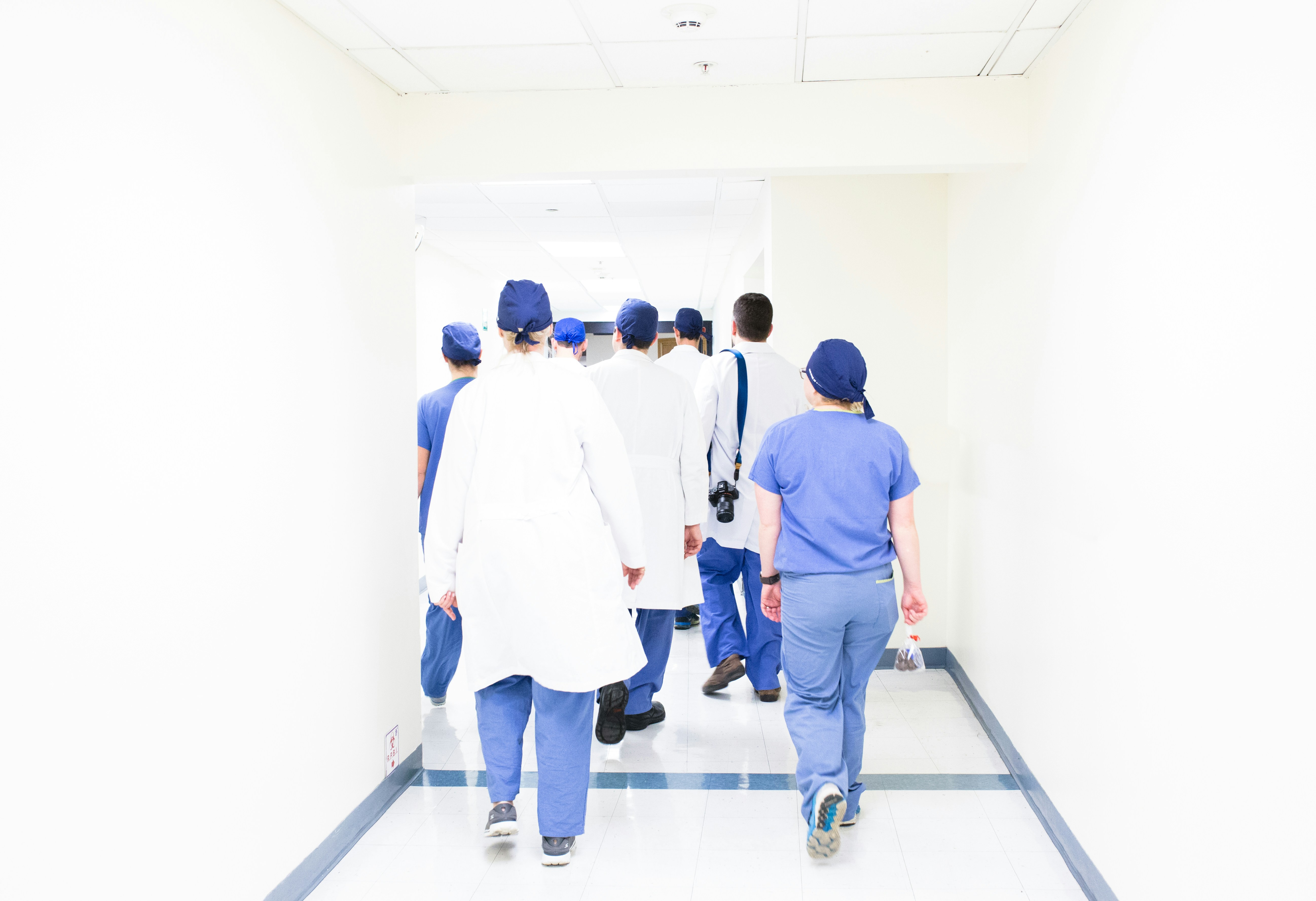 slider picture with a 3d modelled nurse on a blue background